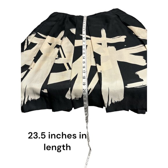 Club Monaco Black & White Abstract Print Silk Skirt - Picture 7 of 7